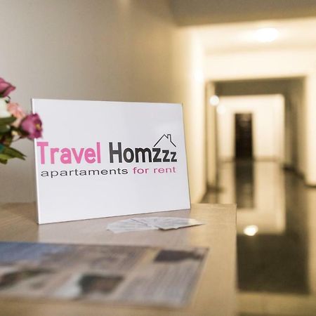 Travel Homzzz Apartments Târgu-Mureş Exteriör bild