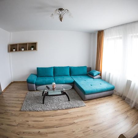 Travel Homzzz Apartments Târgu-Mureş Exteriör bild